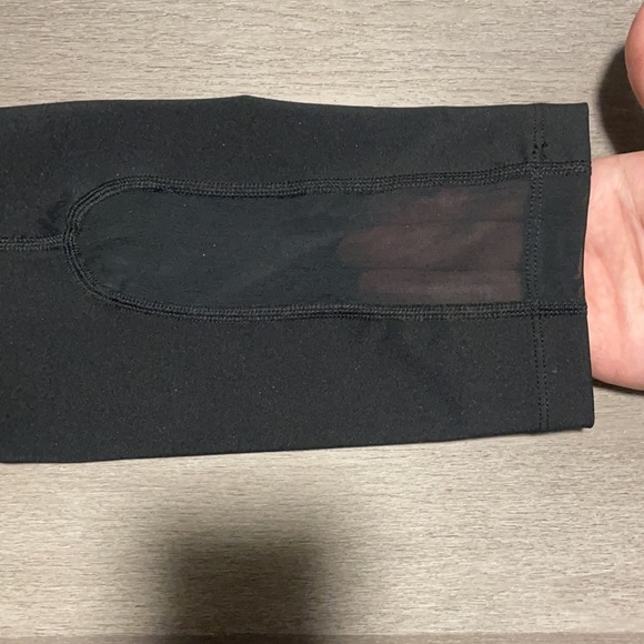 Black Nike 3/4 Leggings with Mesh Detail on Calf - Picture 5 of 5